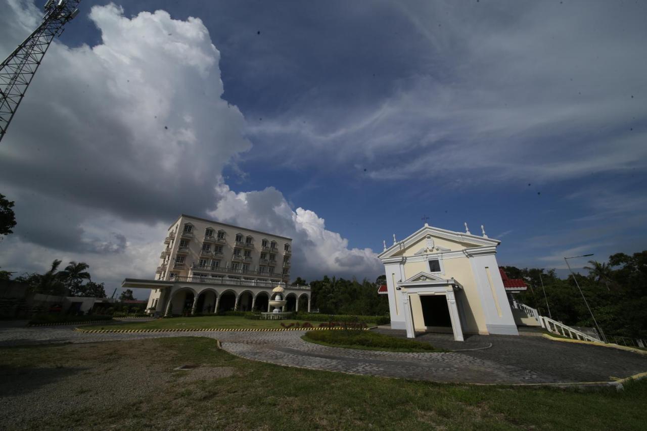 Отель Via Appia Tagaytay Тагайтай Экстерьер фото